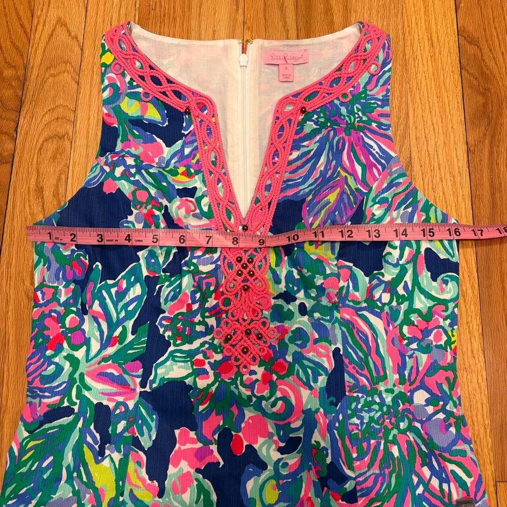 ๐ LILLY PULITZER ๐ Ryder Shift Dress Indigo Exotic
Escapade Dress Size 4 $238 - Picture 11 of 12